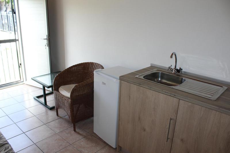To Let 1 Bedroom Property for Rent in Churchill Estate Western Cape